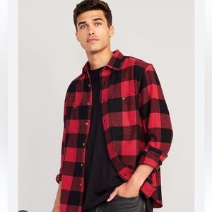 Old Navy Red and Black Double Brushed Flannel Shirt - Men’s XL